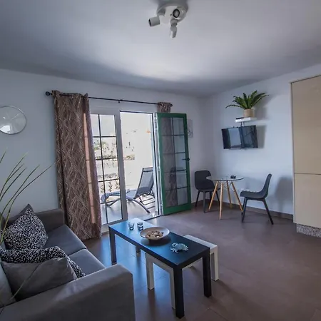 Casa Anemona With Terrace Shared Pool Sea Views And Free Wifi