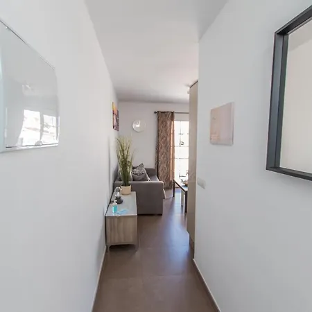 Casa Anemona With Terrace Shared Pool Sea Views And Free Wifi Lägenhet Puerto del Carmen (Lanzarote)