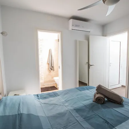 Casa Anemona With Terrace Shared Pool Sea Views And Free Wifi Puerto del Carmen (Lanzarote)